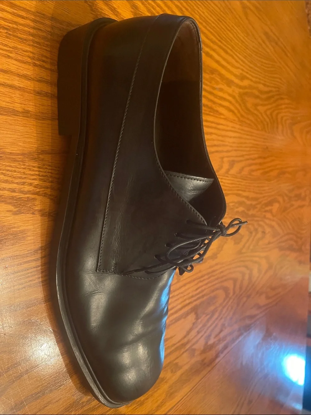 Salvatore Ferragamo Black Leather Lace-Up Oxfords